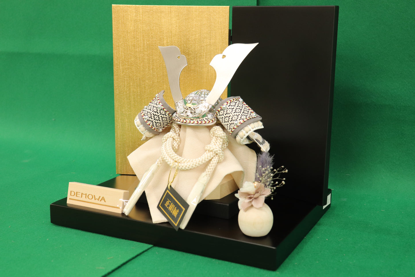 兜平飾り五月人形セット (30cm×23cm×26cm)