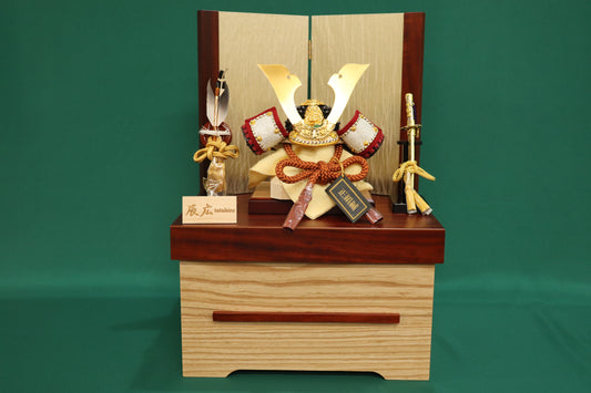 兜平飾り収納五月人形セット (31cmx27cmx42cm)【送料無料】