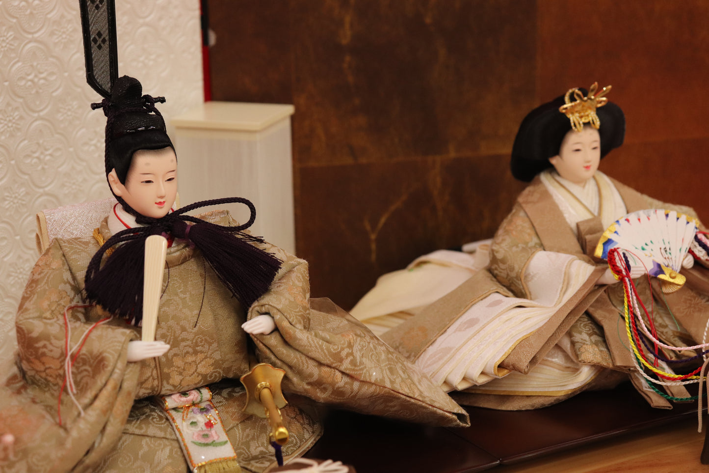 親王飾り雛人形セット （55㎝ ×32㎝×27㎝）