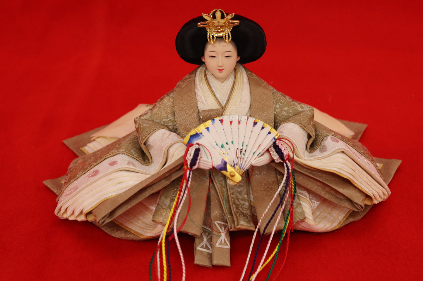 親王飾り雛人形セット （55㎝ ×32㎝×27㎝）