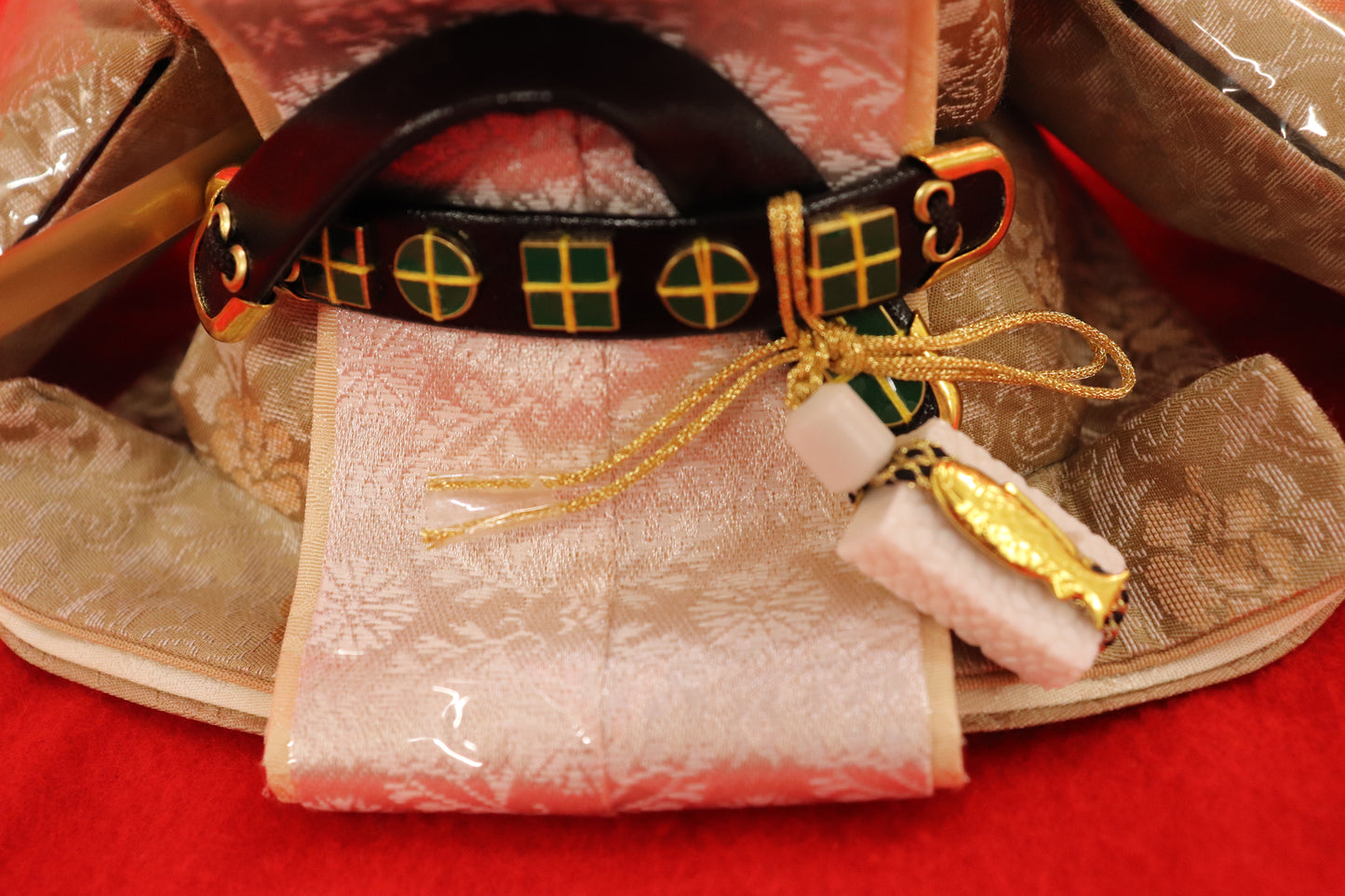 親王飾り雛人形セット （55㎝ ×32㎝×27㎝）