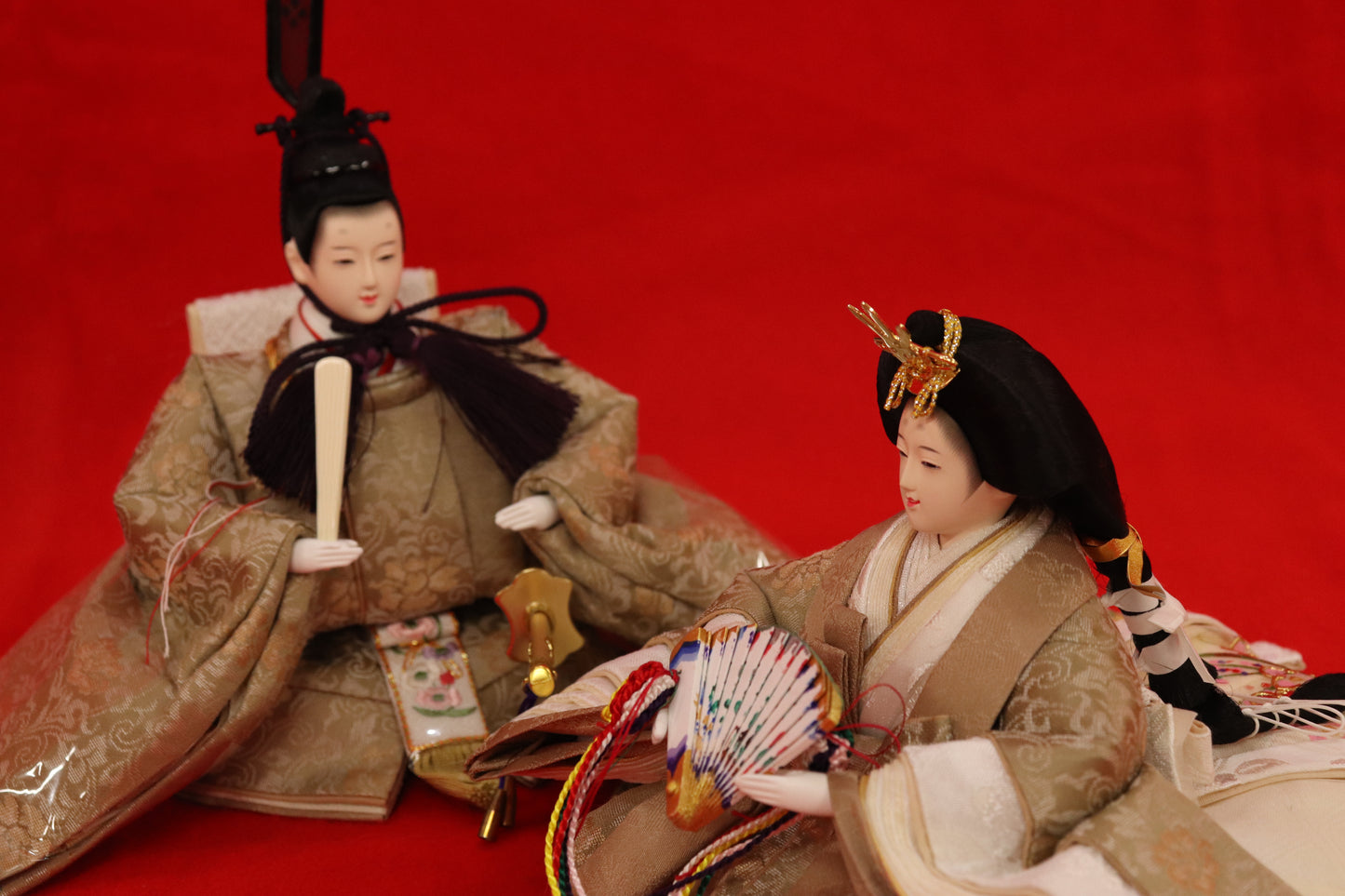 親王飾り雛人形セット （55㎝ ×32㎝×27㎝）