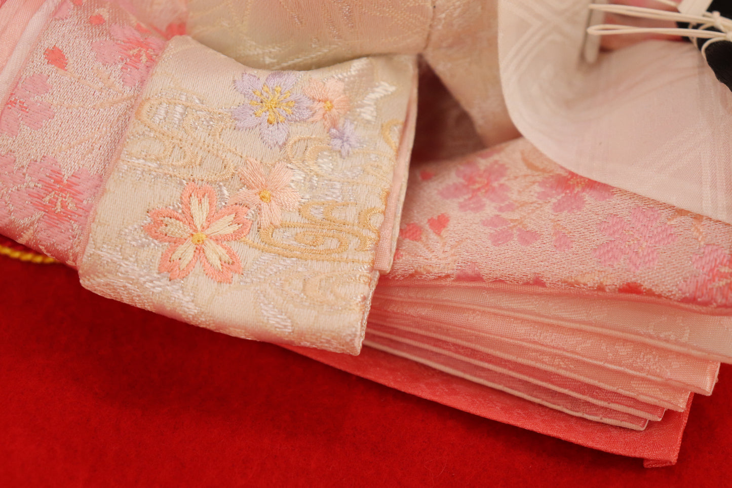 親王飾り雛人形セット (56cmx40cmx57cm)