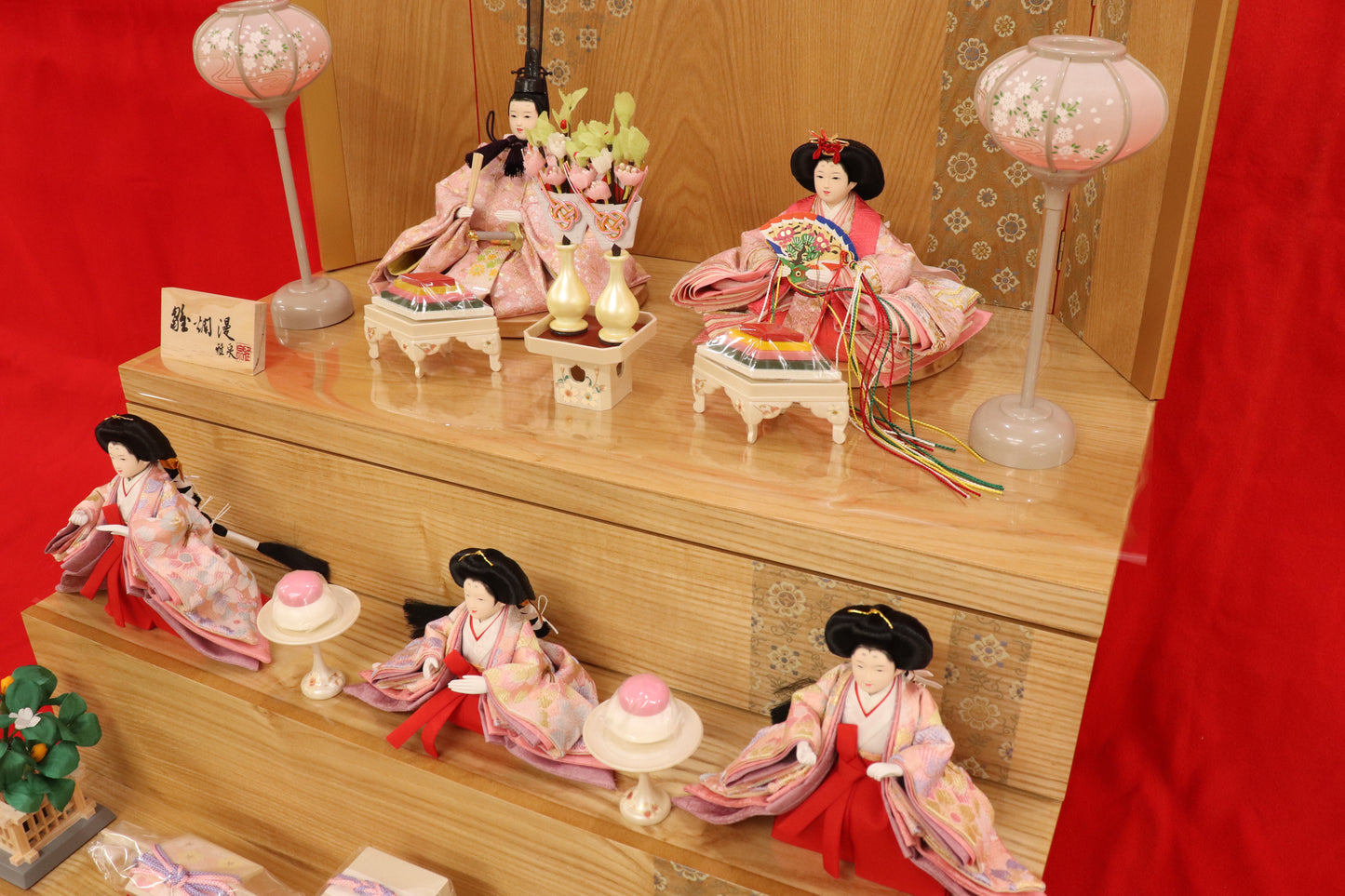 収納五人飾り雛人形セット(60cm×53cm×63cm)