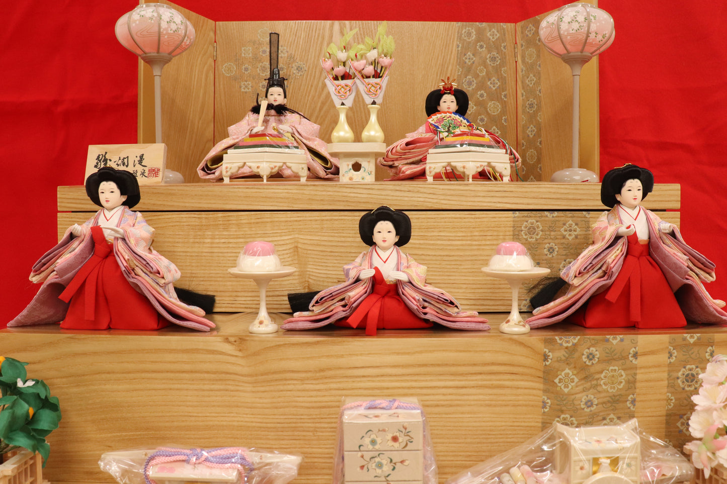 収納五人飾り雛人形セット(60cm×53cm×63cm)