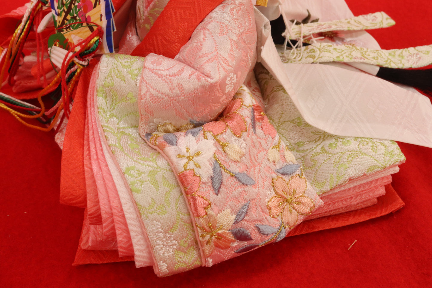 収納親王飾り雛人形セット（48cm×33cm×52cm）