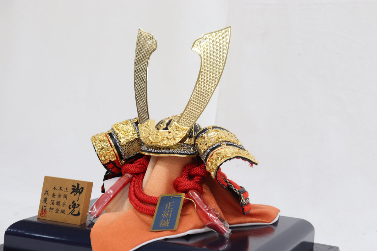 兜平飾り五月人形ケースセット (36cmx30cmx37cm)【送料無料】