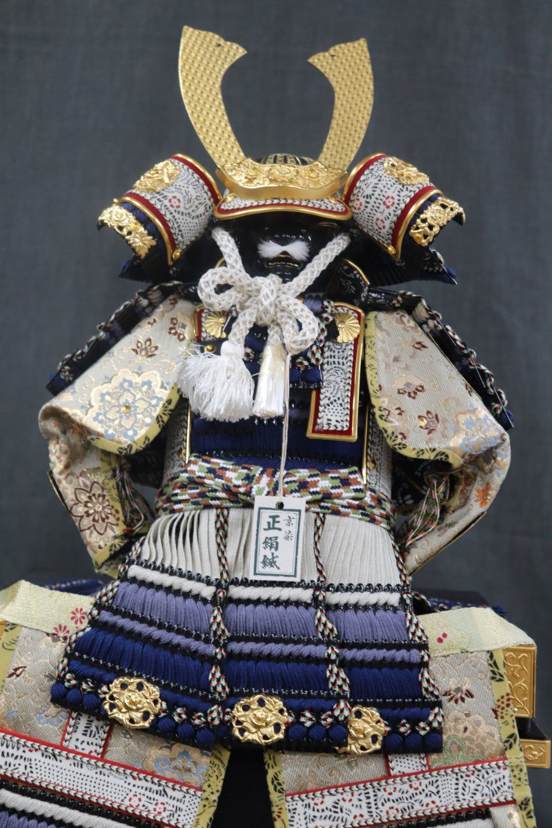 鎧平飾り五月人形セット (70cmx52cmx82cm)【送料無料】