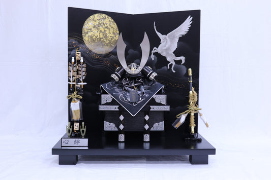 兜平飾り五月人形セット (65cmx43cmx67cm)【送料無料】