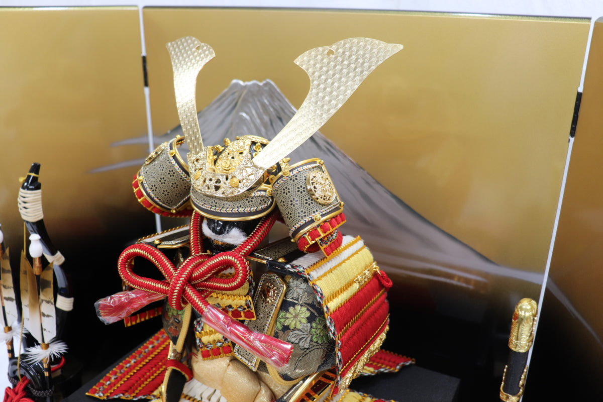本金メッキ長鍬型の兜です五月人形　兜鎧Samurai helmet  兜　鎧