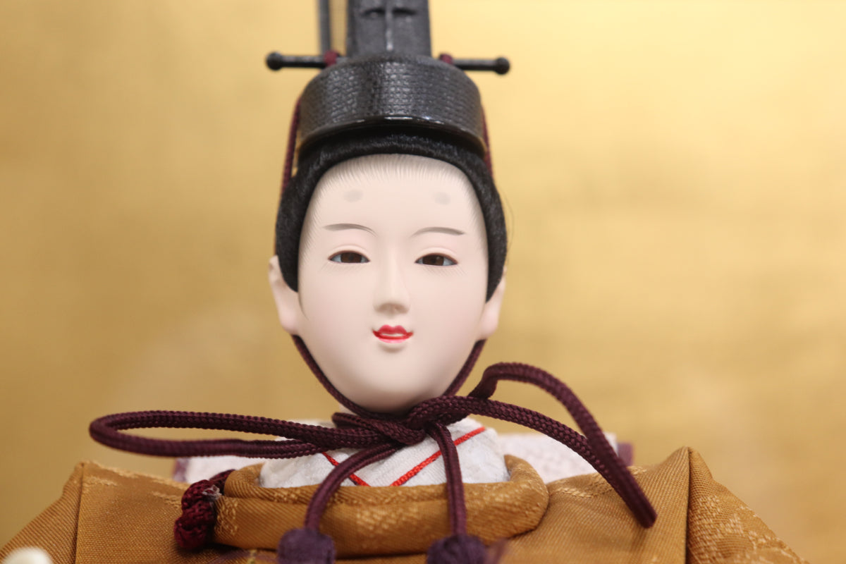 親王飾り雛人形(70cmx36cmx31cm)