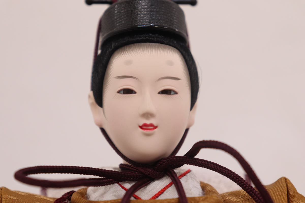 親王飾り雛人形(70cmx36cmx31cm)