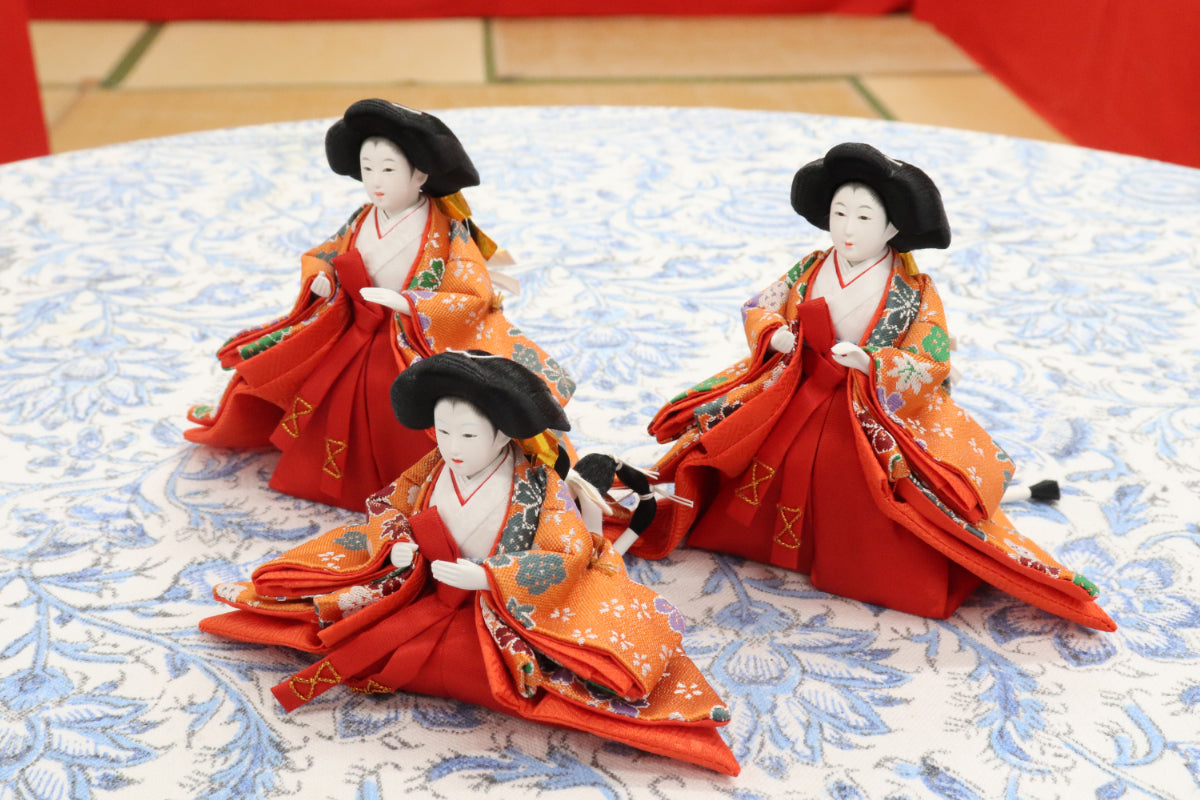 収納五人飾り雛人形セット(60cmx59cmx65cm)